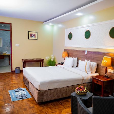 Greenside Hotel Arusha Buitenkant foto
