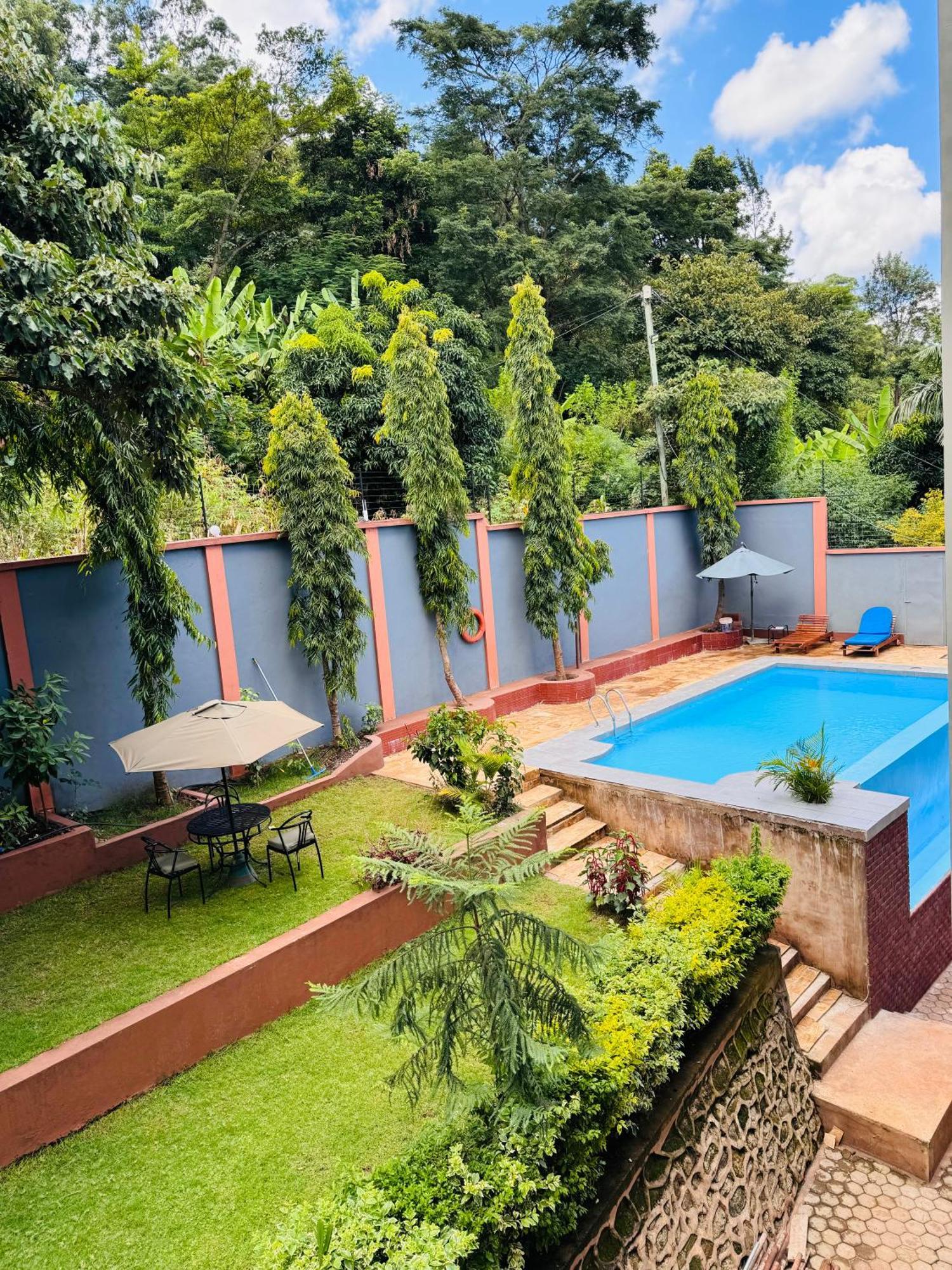 Greenside Hotel Arusha Buitenkant foto