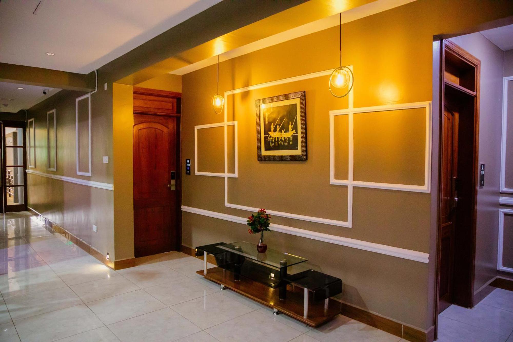 Greenside Hotel Arusha Buitenkant foto