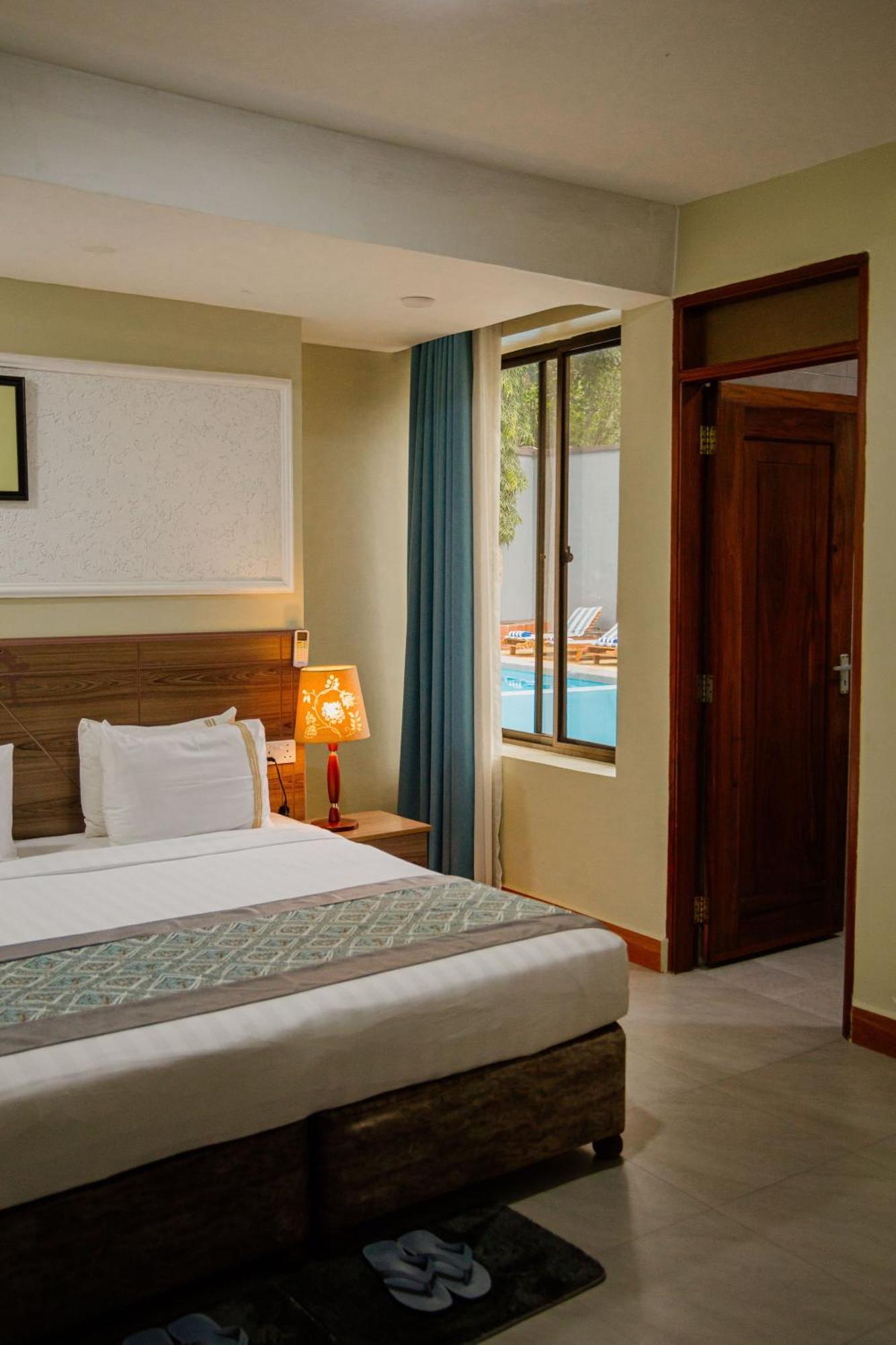 Greenside Hotel Arusha Buitenkant foto
