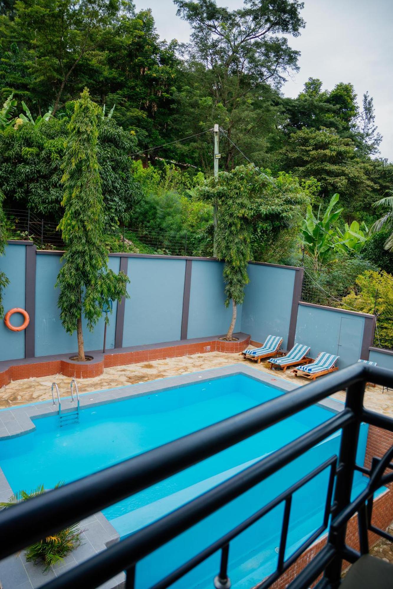 Greenside Hotel Arusha Buitenkant foto