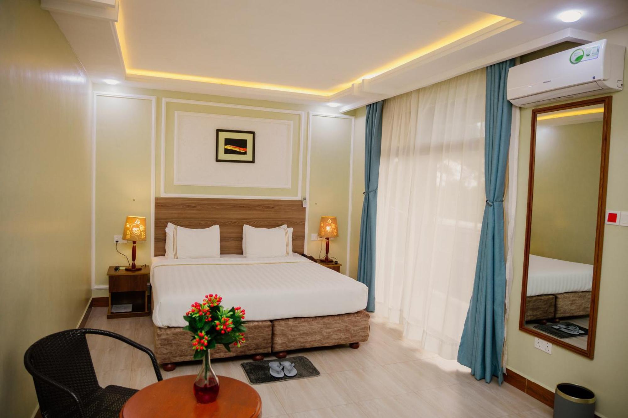 Greenside Hotel Arusha Buitenkant foto