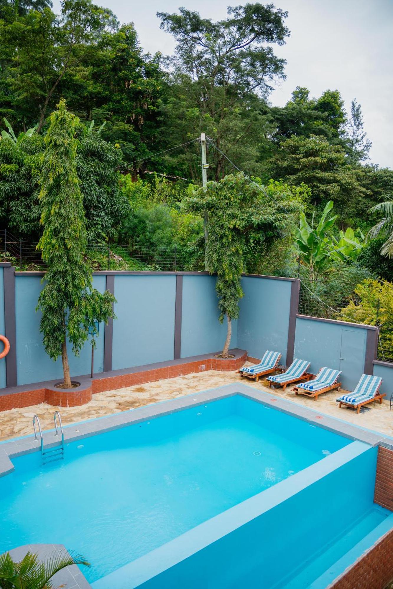 Greenside Hotel Arusha Buitenkant foto
