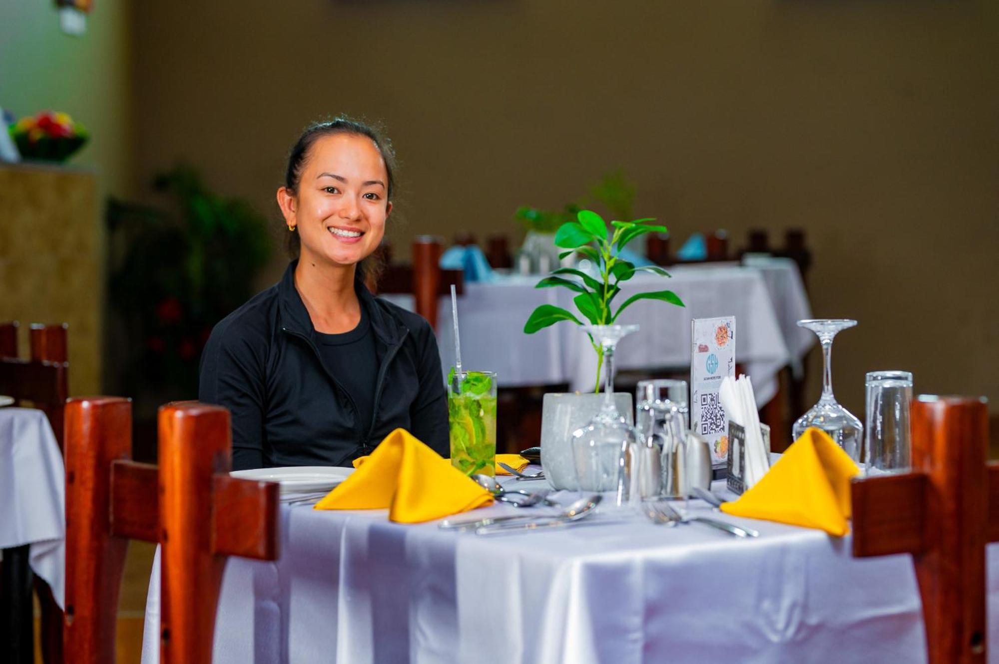 Greenside Hotel Arusha Buitenkant foto